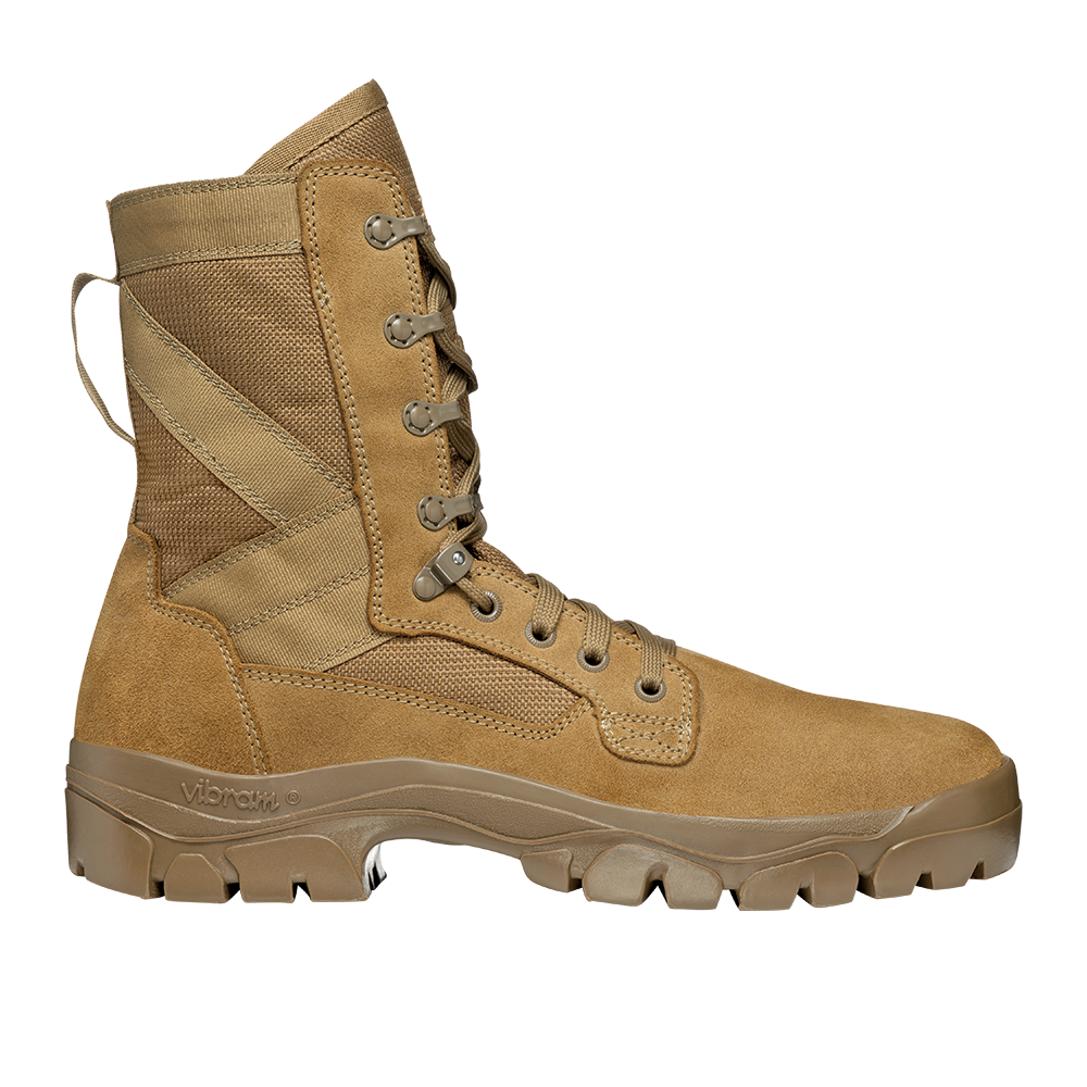 AR670-1 Boots